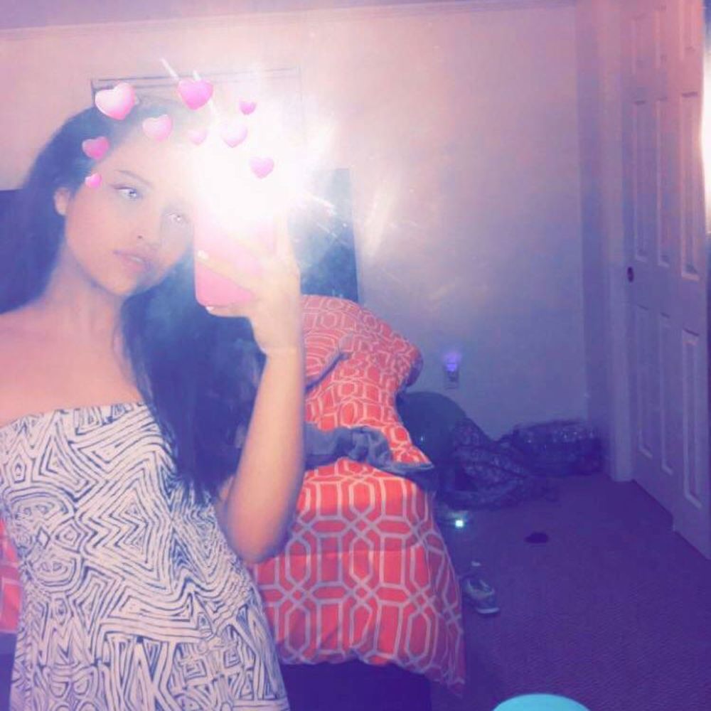 Meet your Posher, Nayerlie